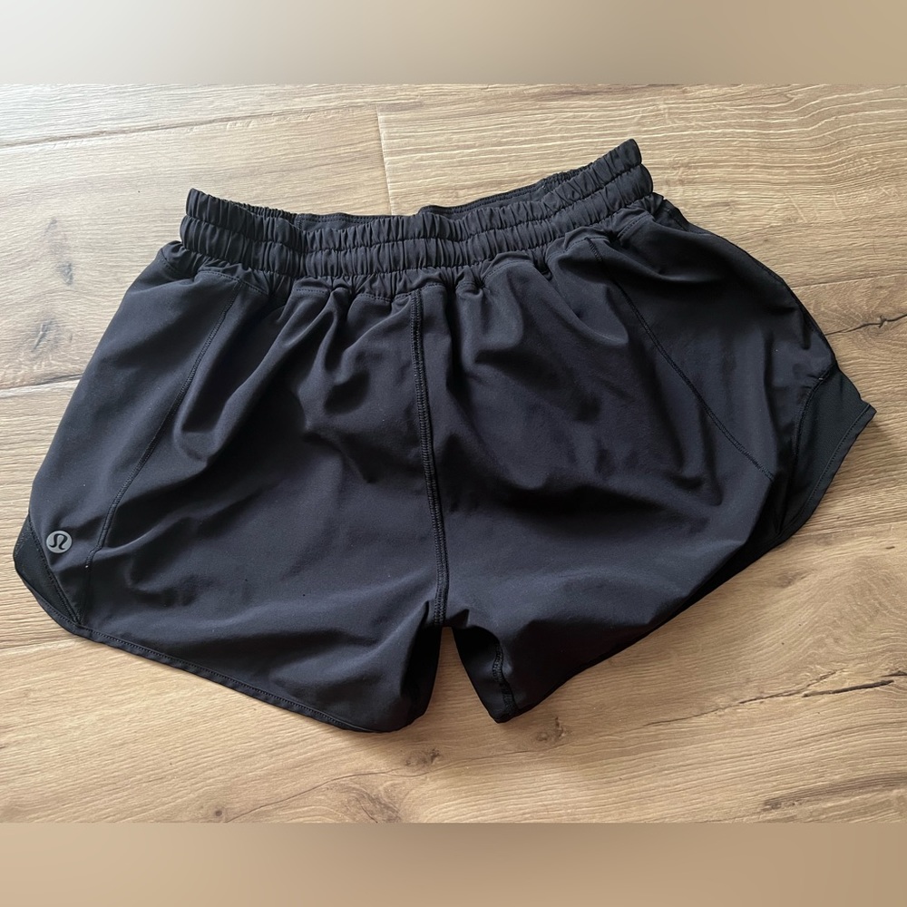 Lululemon shorts size 6 tall